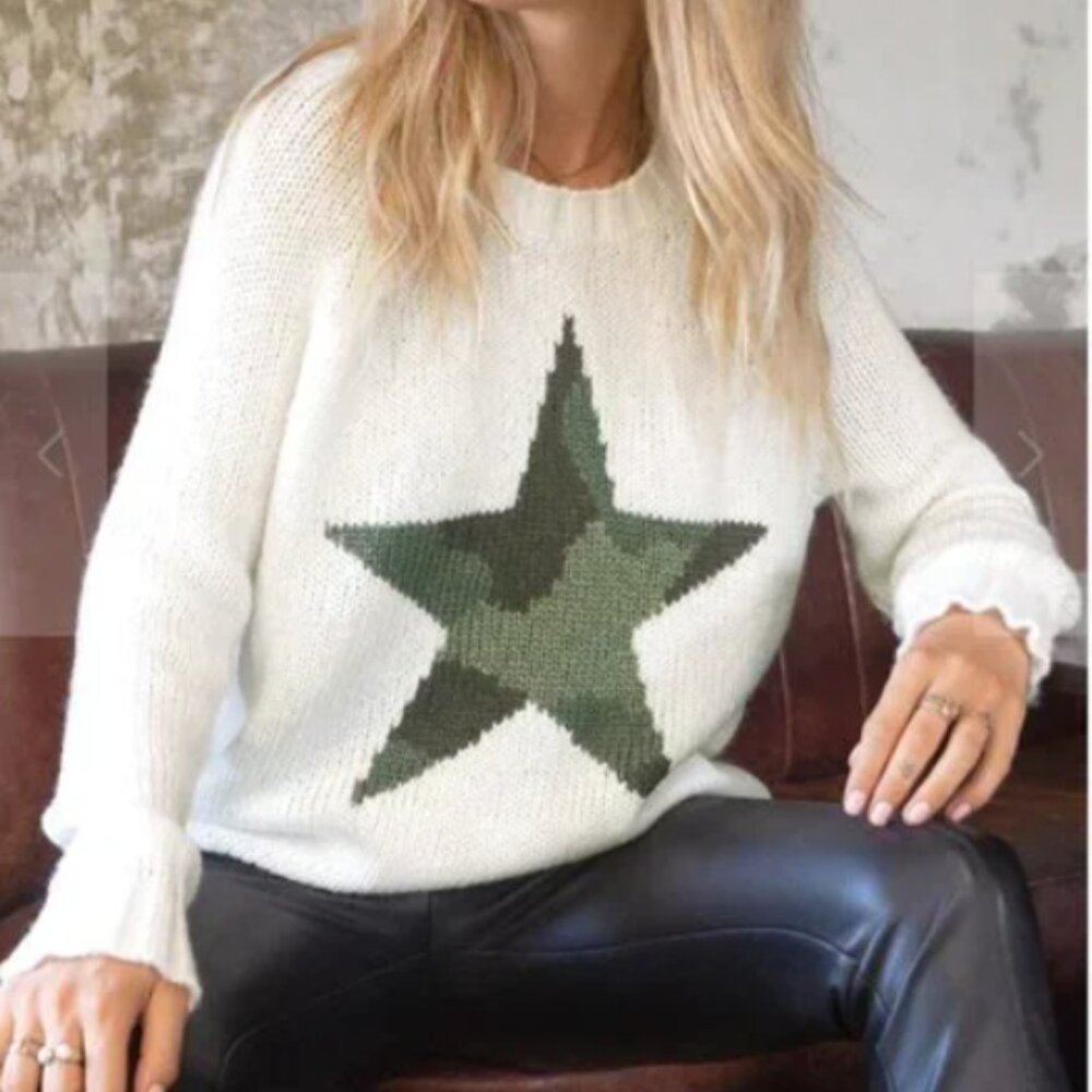 Wooden Ships Camo Star Crewneck White Relaxed Sweater M/L Raglan Sleeve Pullover
